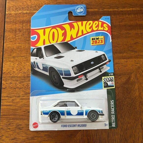 3 Hot Wheels Ford Escort RS2000 (White) 2023 Retro Racers, Size: 1:64 Scale - Picture 3 of 5